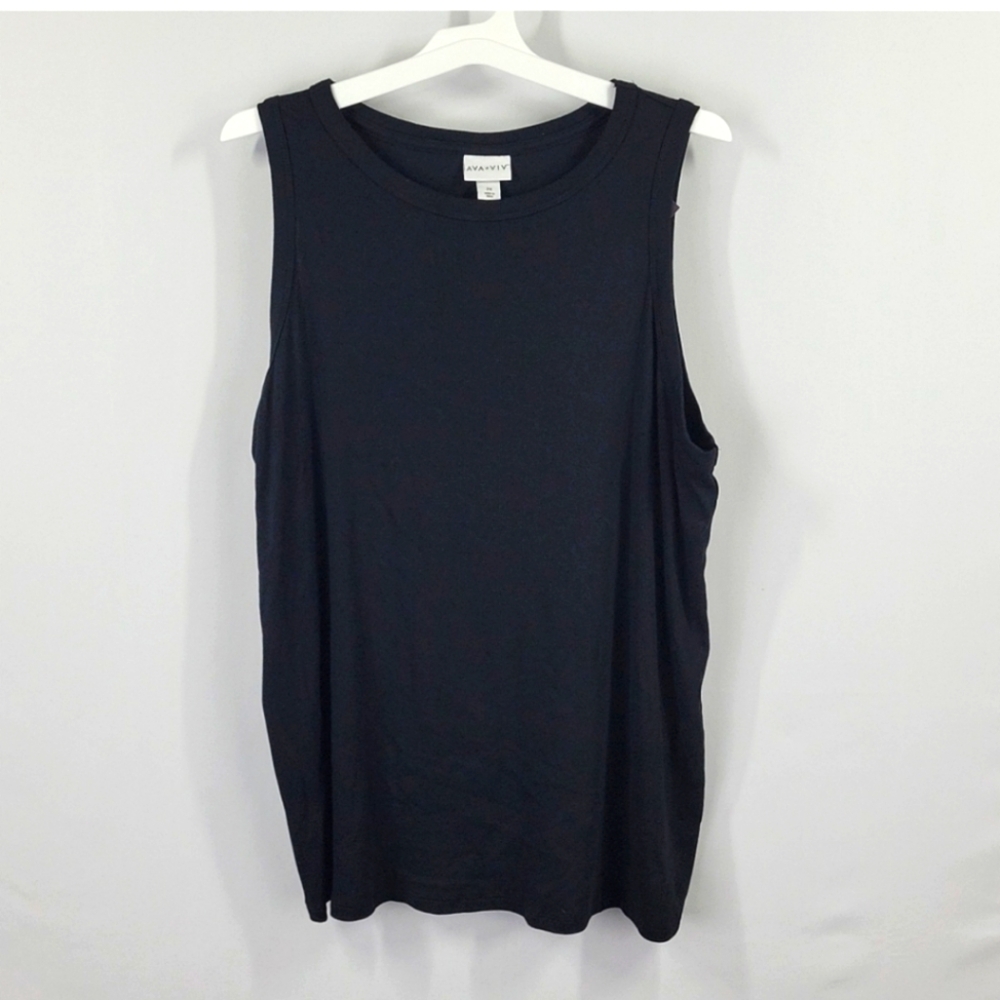 Ava & Viv Tank Top with split in the back